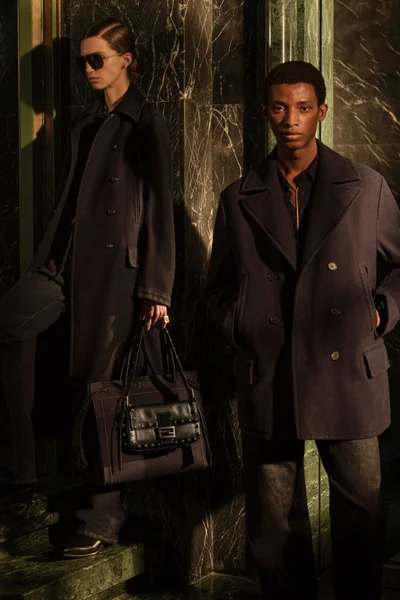 Look 15